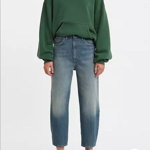 LEVIS MADE & CRAFTED Barrel Crop Denim size 26